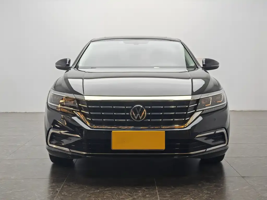 Volkswagen Passat — фото 5