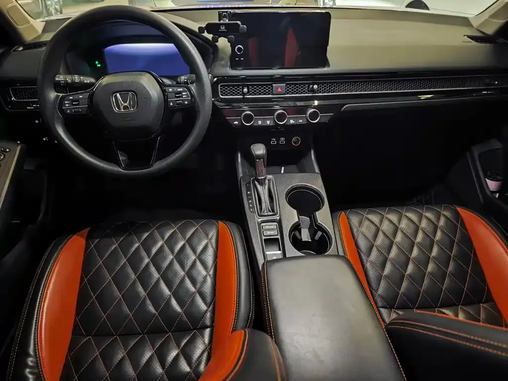 Honda Civic — фото 7