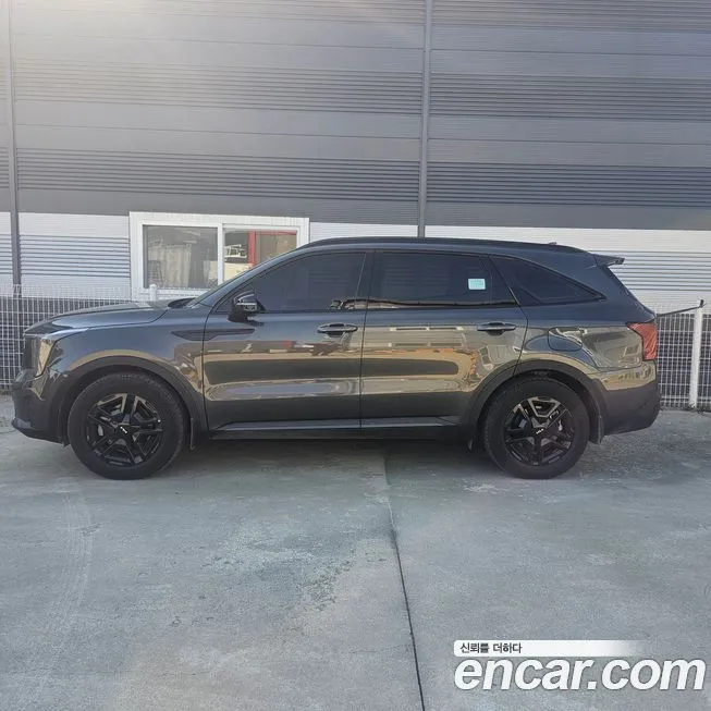 Kia Sorento — фото 10