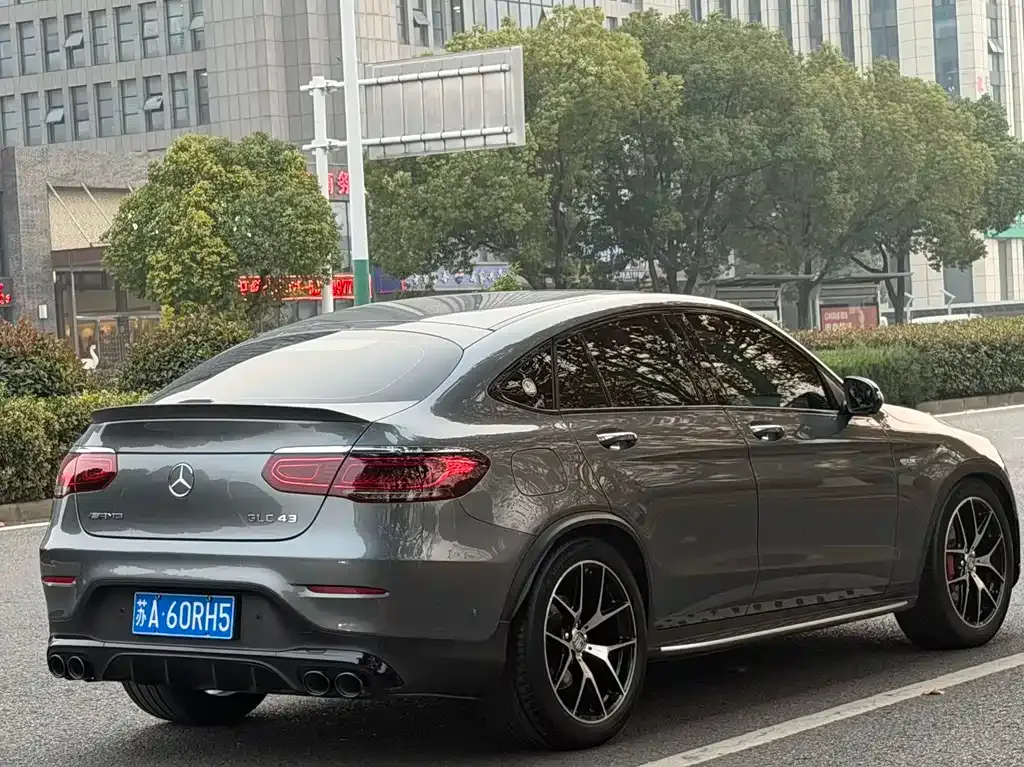Mercedes-Benz GLC Coupe AMG — фото 4