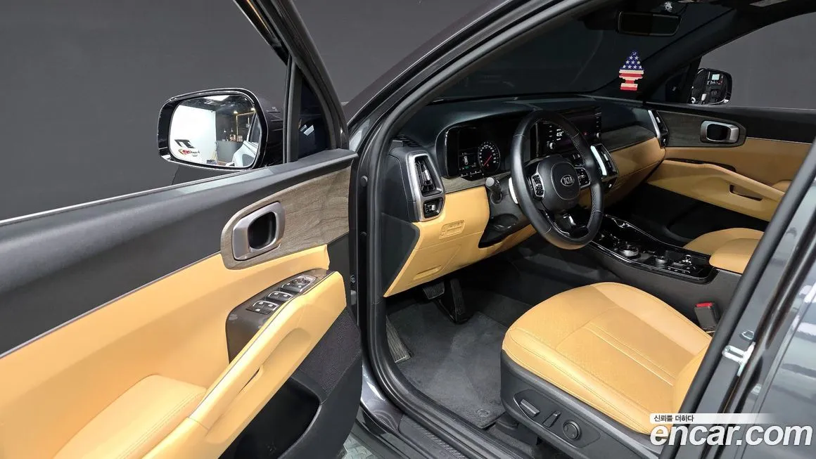 Kia Sorento — фото 9