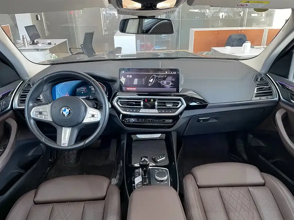 BMW X3 — фото 9
