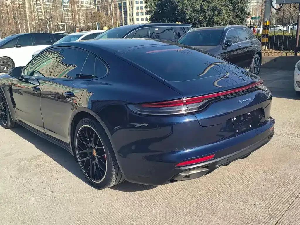 Porsche Panamera — фото 9
