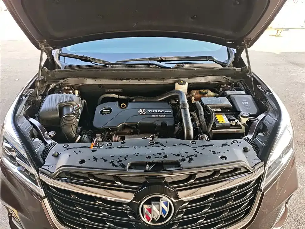 Buick Envision Plus — фото 4