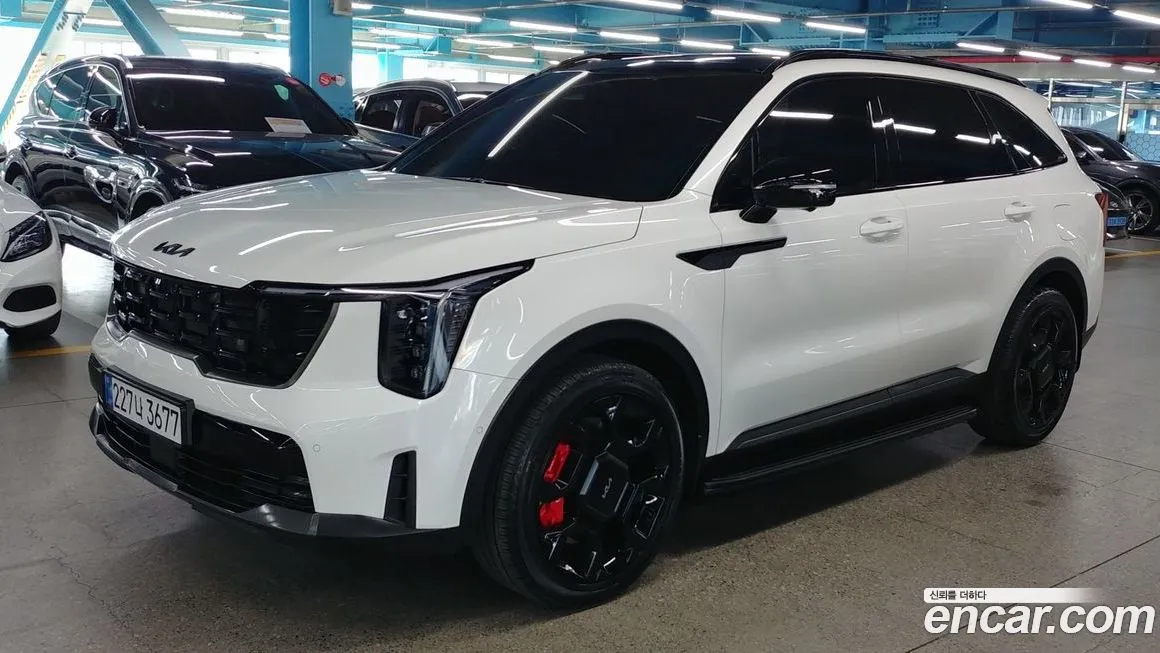 Kia Sorento — фото 8
