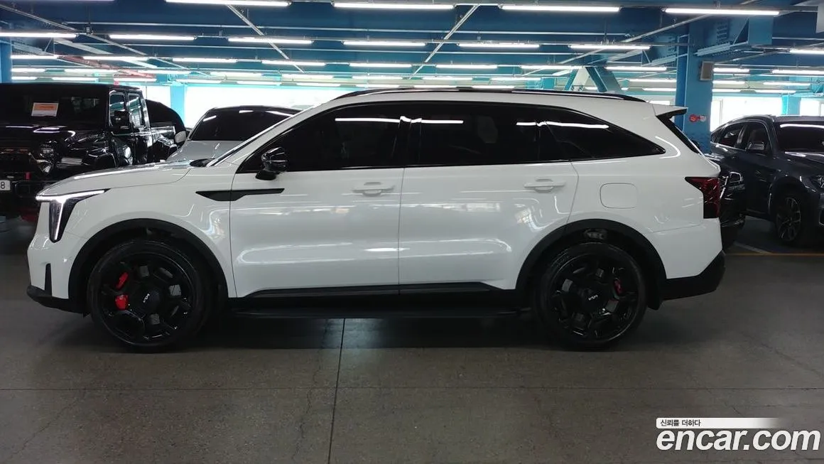 Kia Sorento — фото 5