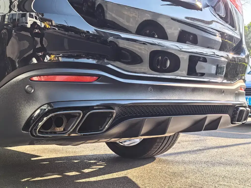 Mercedes-Benz GLS AMG — фото 6