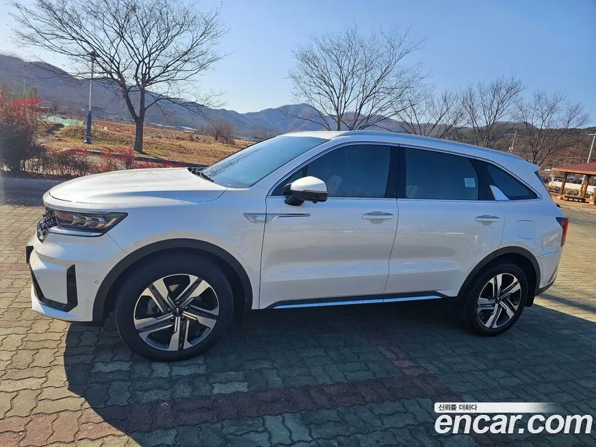 Kia Sorento — фото 7