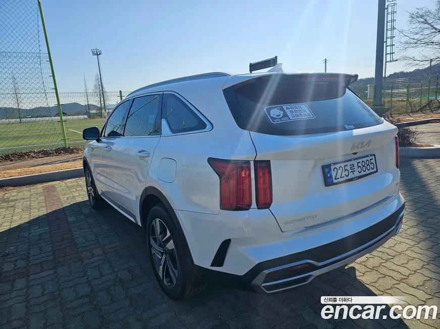 Kia Sorento — фото 5