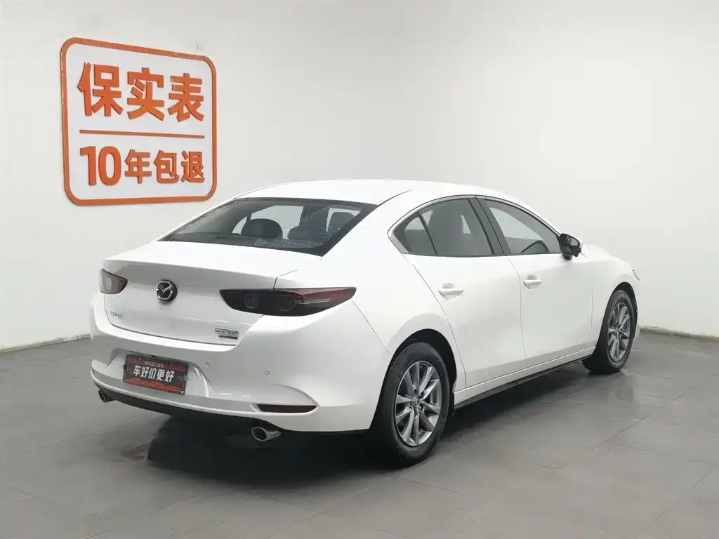 Mazda 3 Axela — фото 2