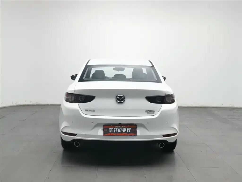 Mazda 3 Axela — фото 4