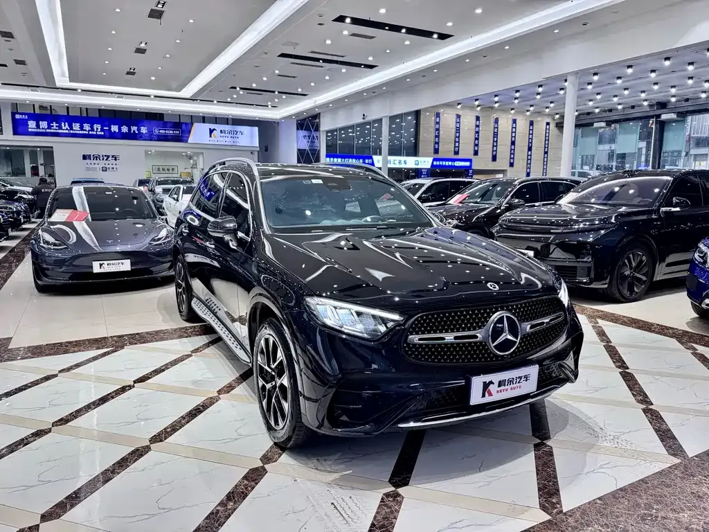 Mercedes-Benz GLC — фото 9