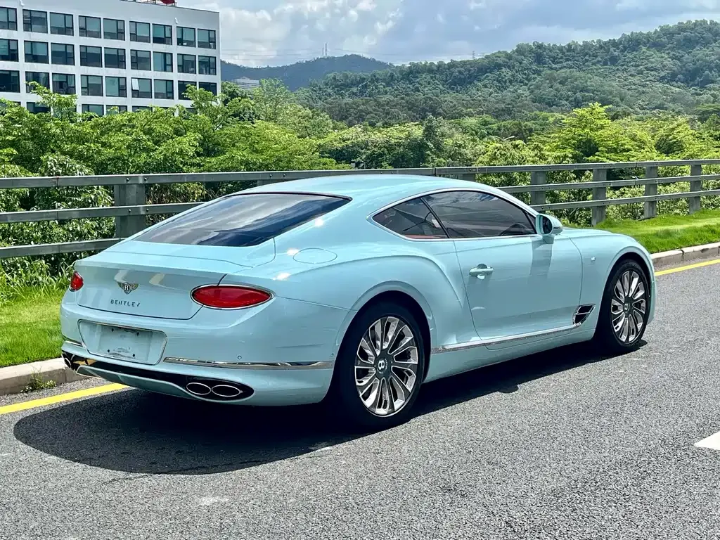 Bentley Continental — фото 7