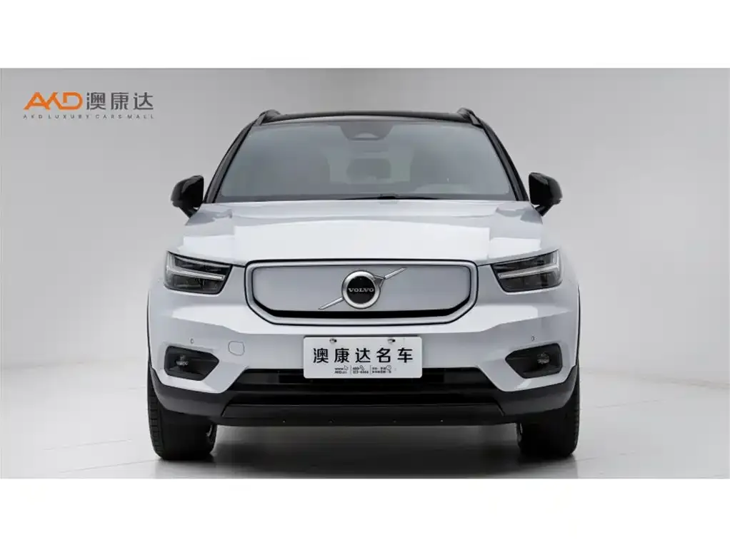 Volvo XC40 NEV — фото 2