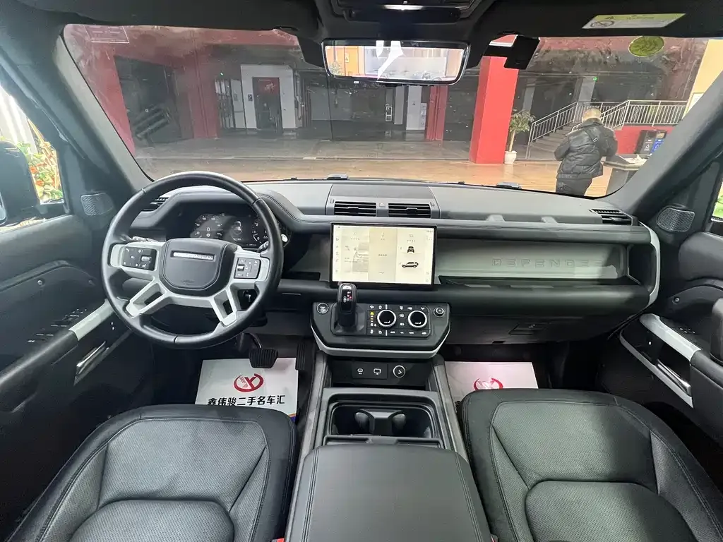 Land Rover Defender — фото 4