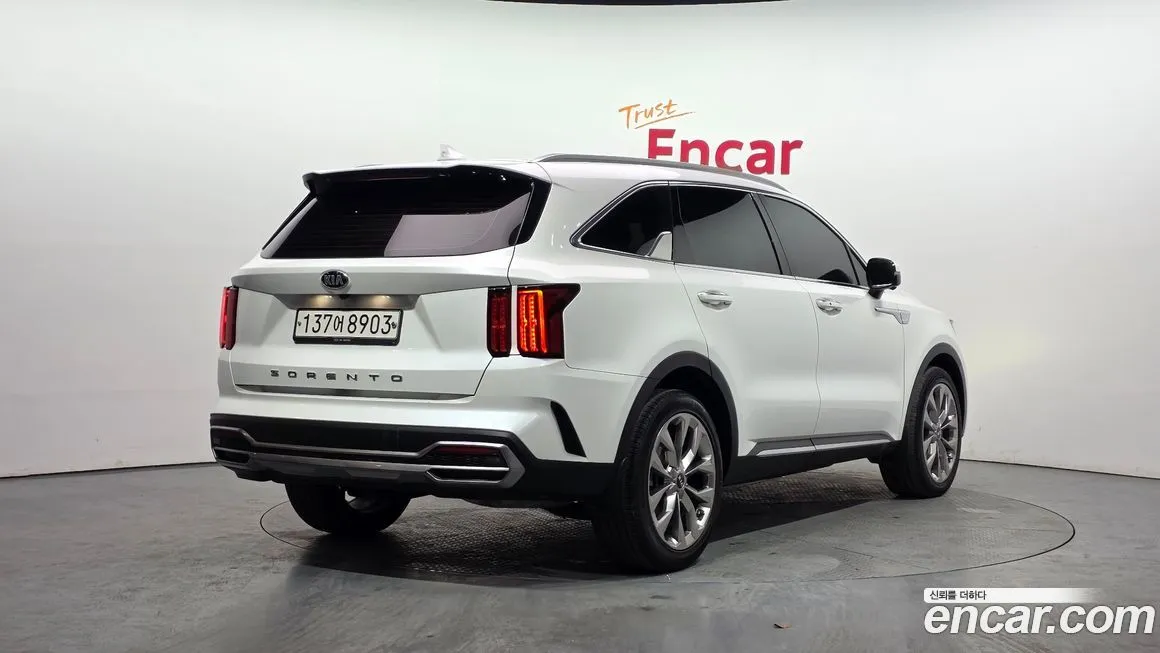 Kia Sorento — фото 4