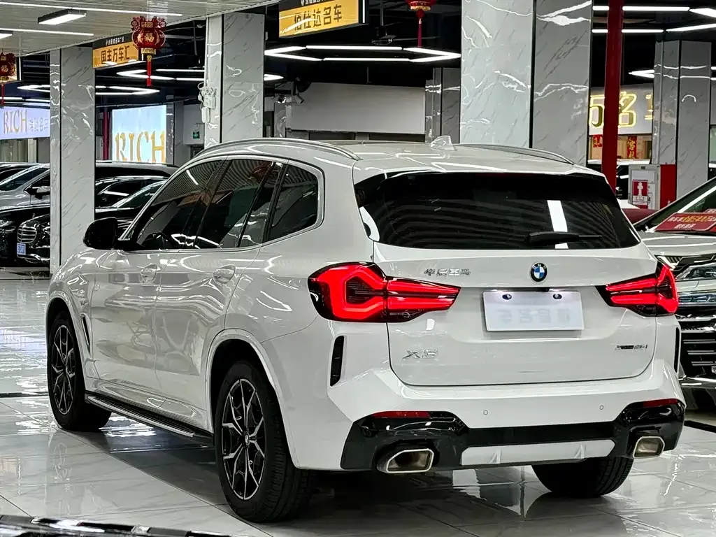 BMW X3 — фото 9