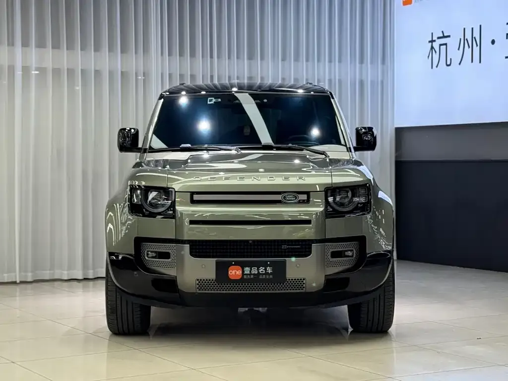 Land Rover Defender — фото 8