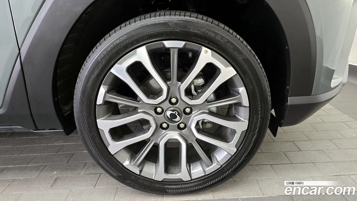 KG Mobility (Ssangyong) Torres — фото 4