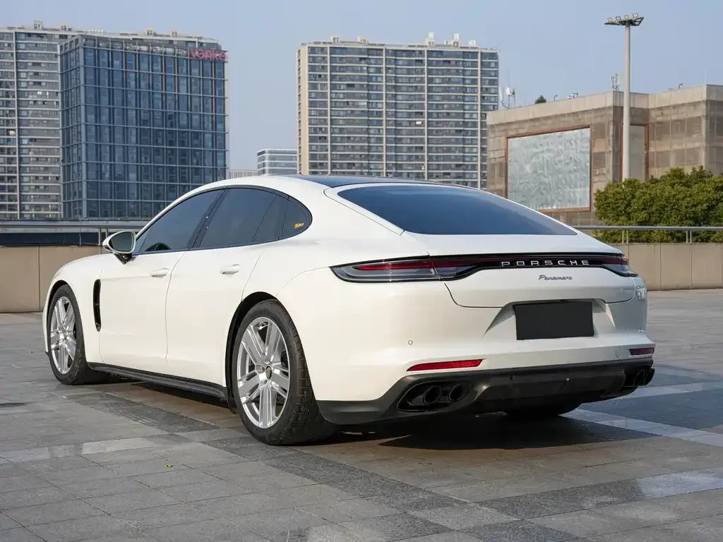 Porsche Panamera — фото 9