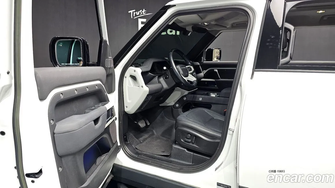 Land Rover Defender — фото 4
