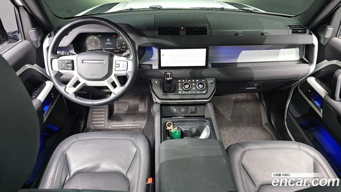 Land Rover Defender — фото 10