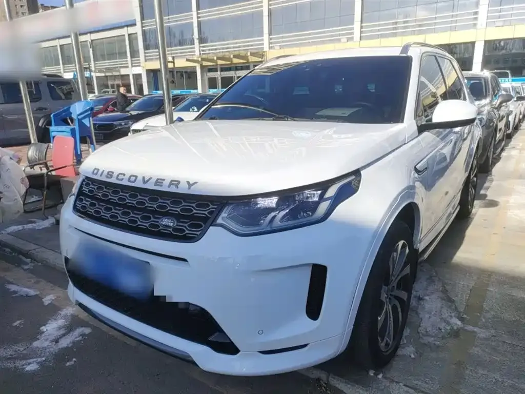 Land Rover Discovery Sport — фото 1