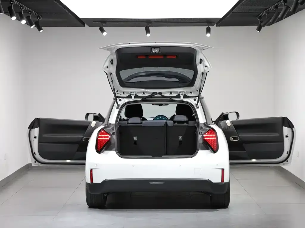 MINI Cooper EV — фото 3