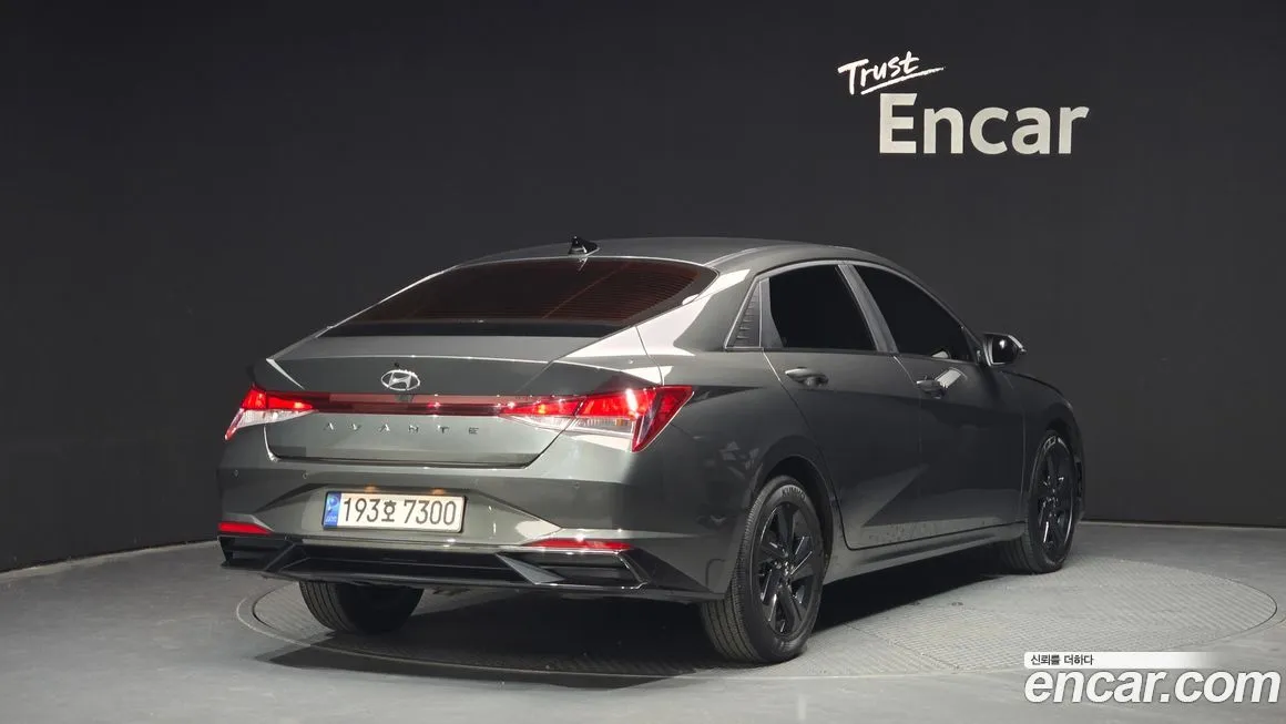 Hyundai AVANTE — фото 2