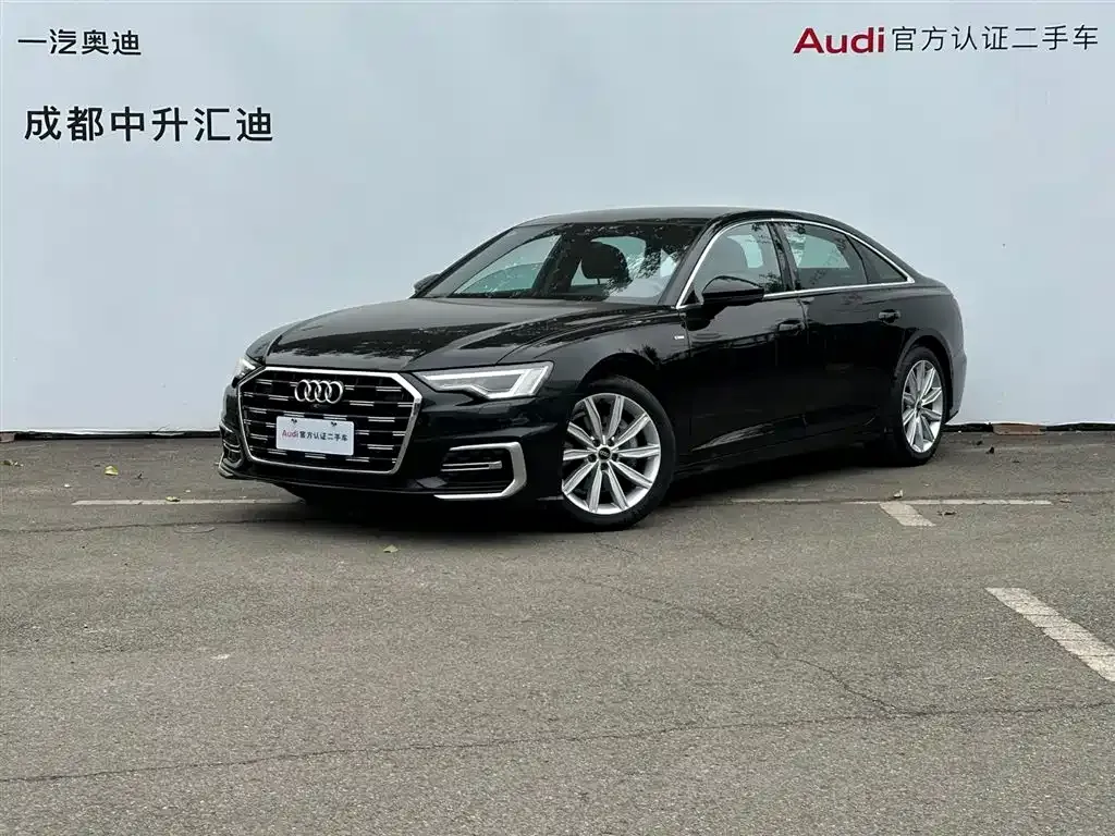 Audi A6L — фото 1