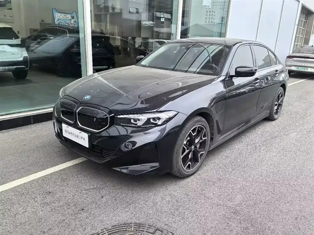 BMW i3 — фото 1