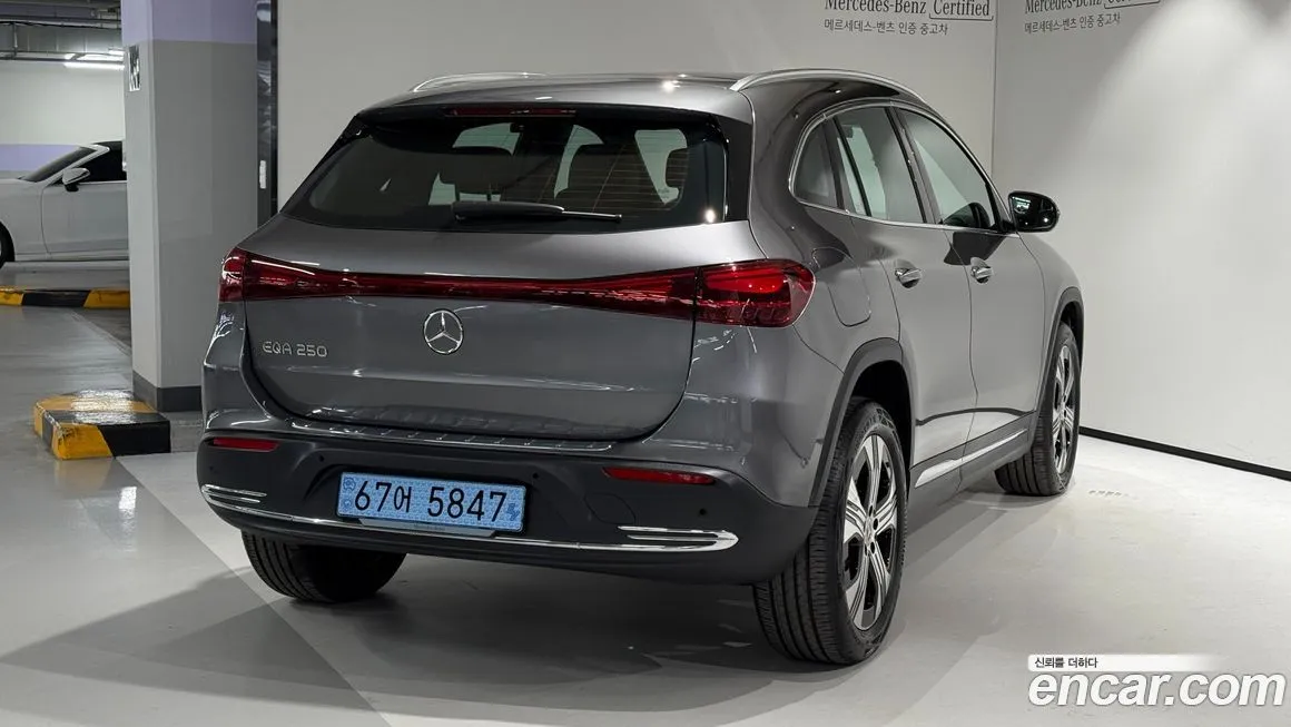 Mercedes-Benz EQA — фото 4
