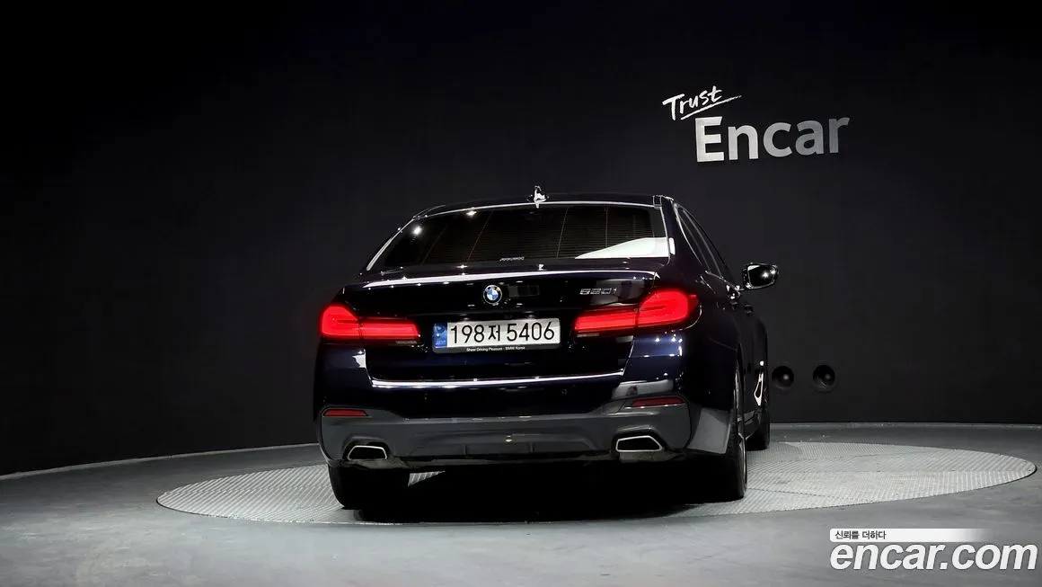 BMW 5-Series — фото 4