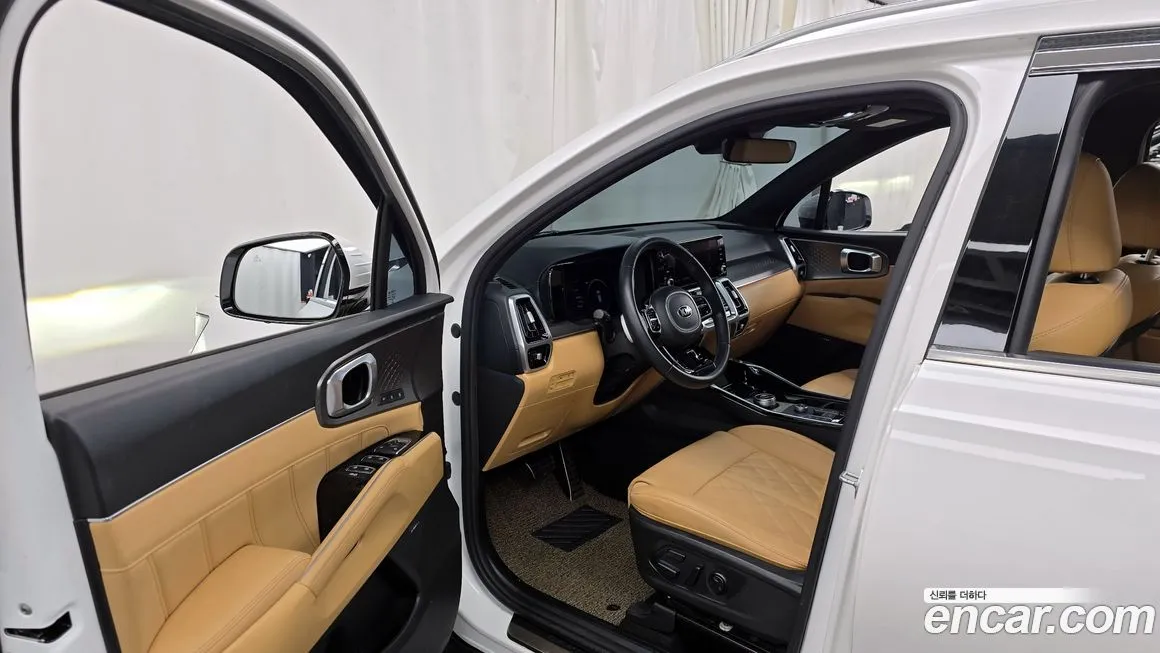 Kia Sorento — фото 10