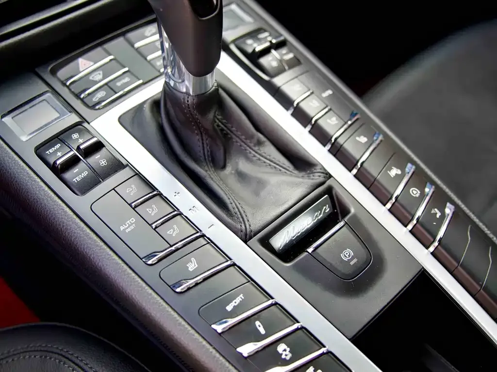 Porsche Macan — фото 3