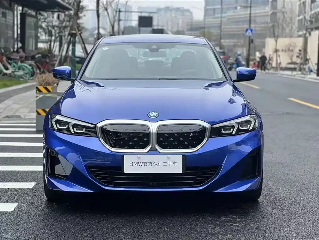 BMW i3 — фото 1
