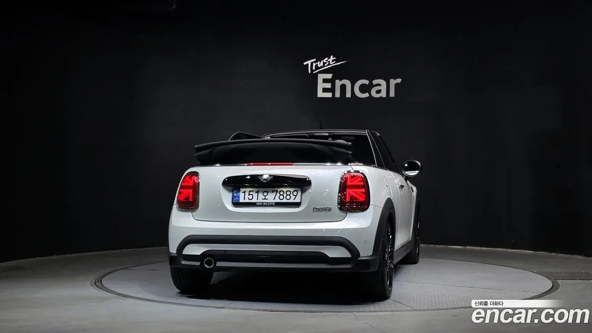 Mini Cooper Convertible — фото 4