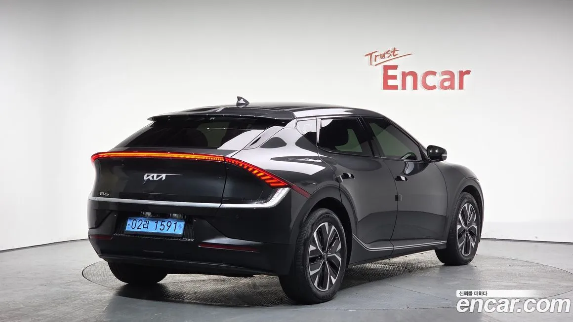 Kia EV6 — фото 7