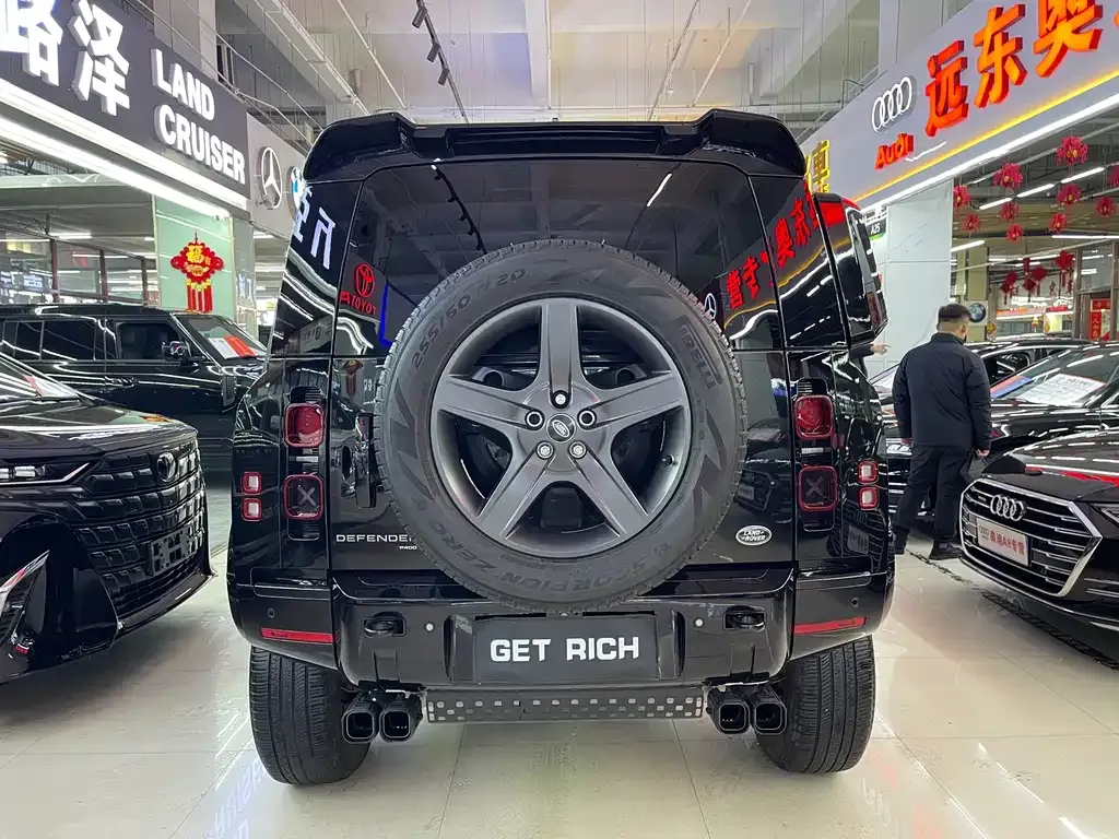 Land Rover Defender — фото 9