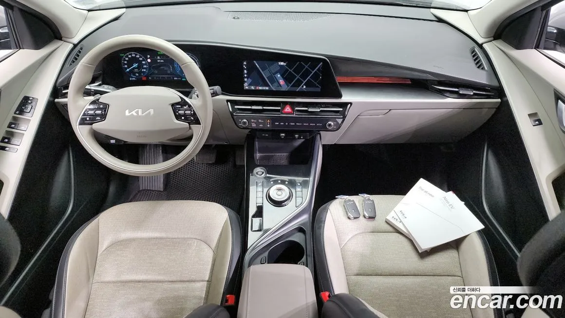 Kia Niro — фото 9