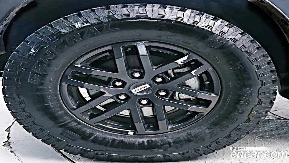 Ford Ranger — фото 10