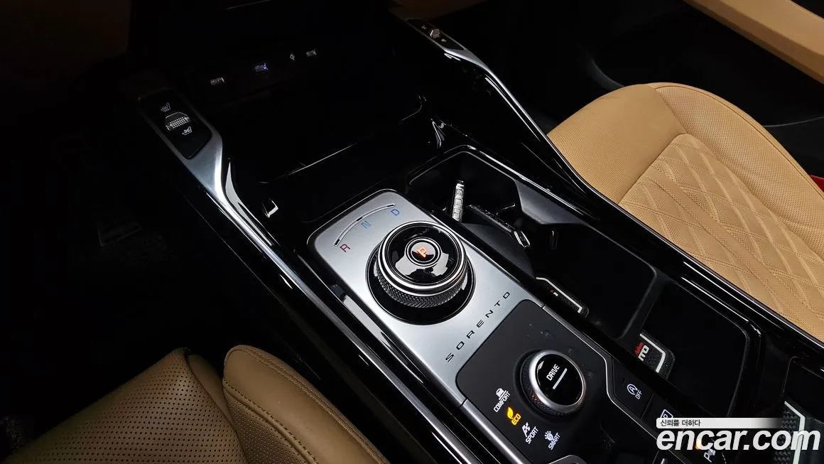 Kia Sorento — фото 7