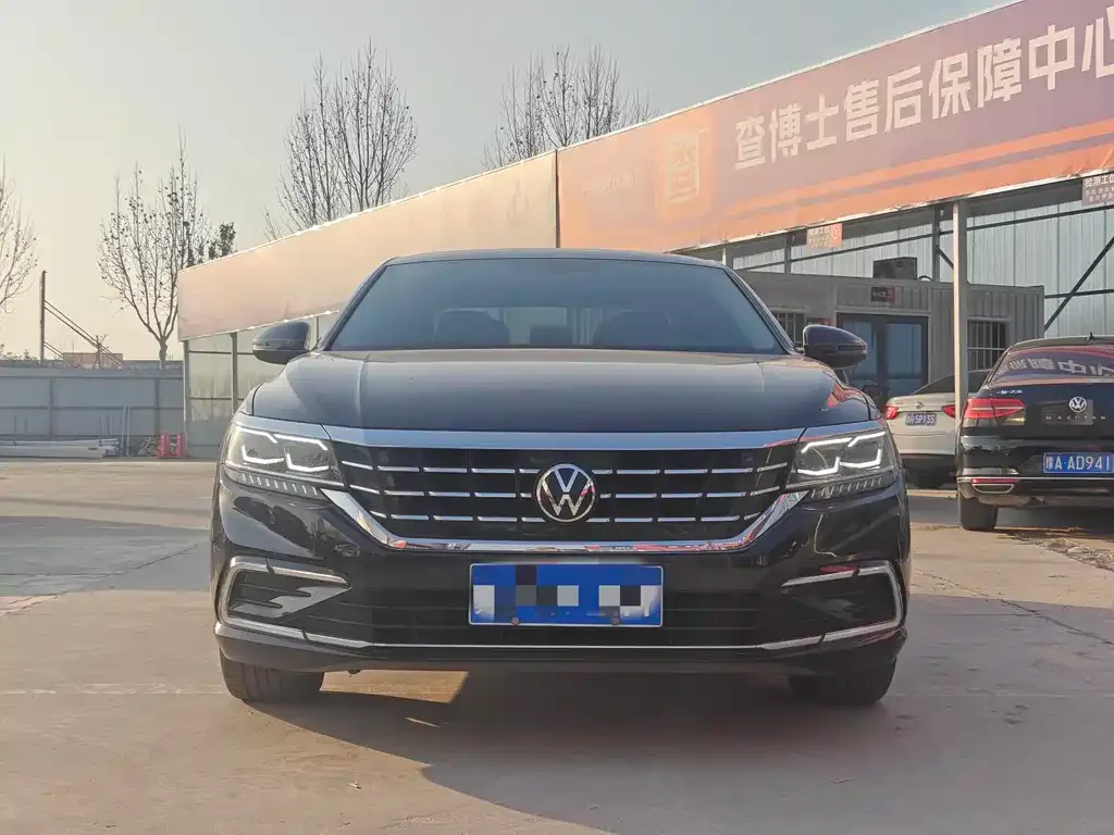 Volkswagen Passat — фото 2