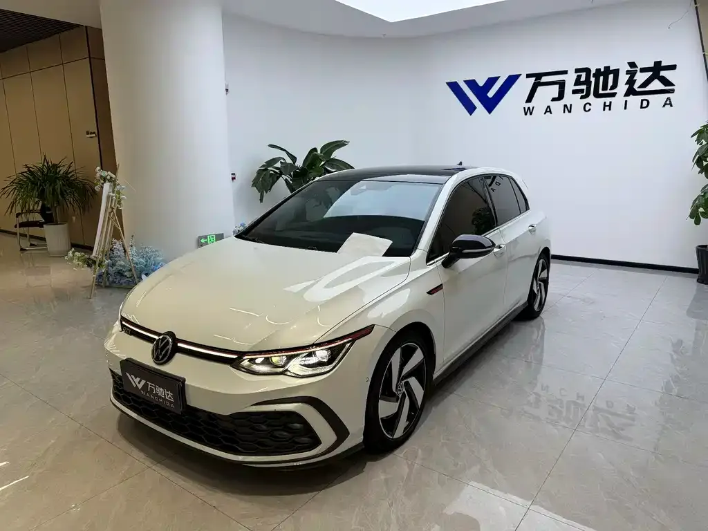 Volkswagen Golf GTI — фото 3