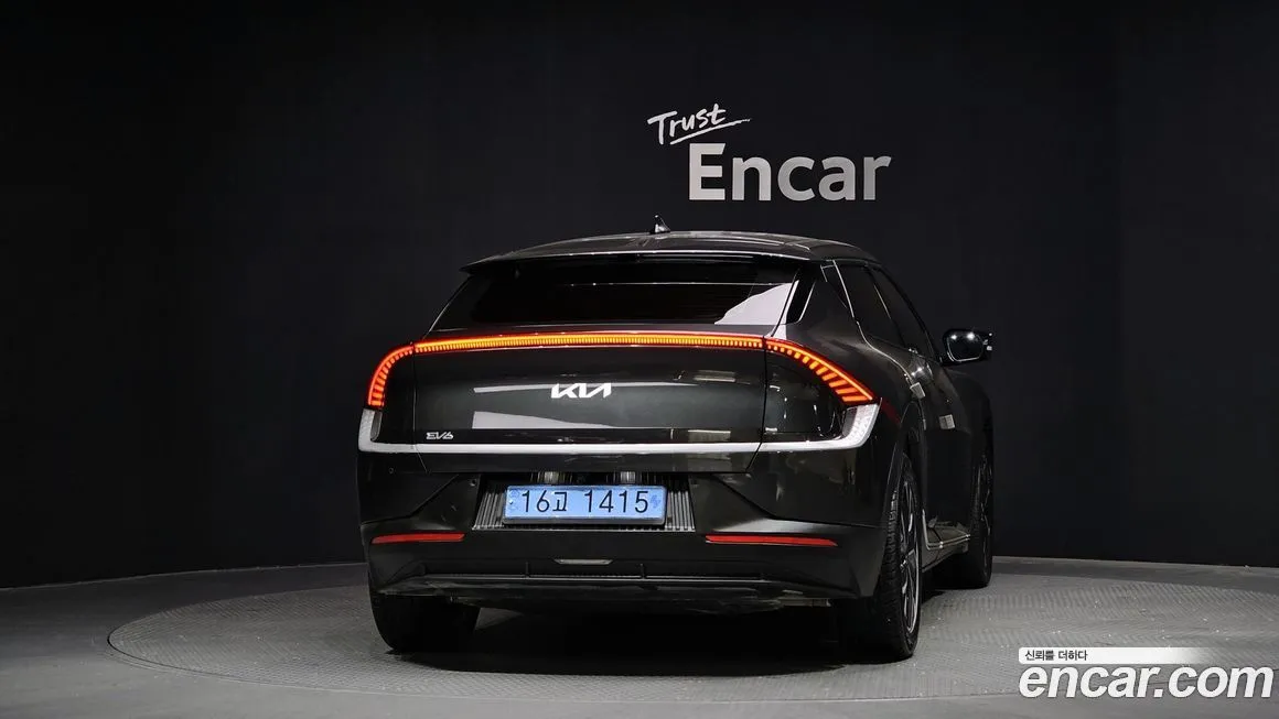 Kia EV6 — фото 4