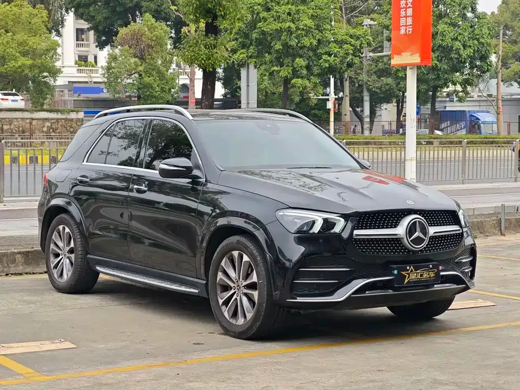 Mercedes-Benz GLE — фото 10