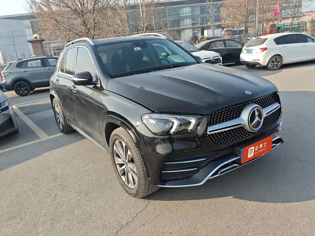 Mercedes-Benz GLE — фото 6