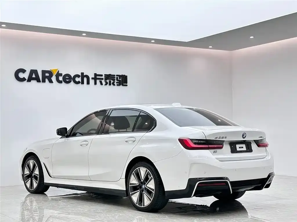 BMW i3 — фото 2