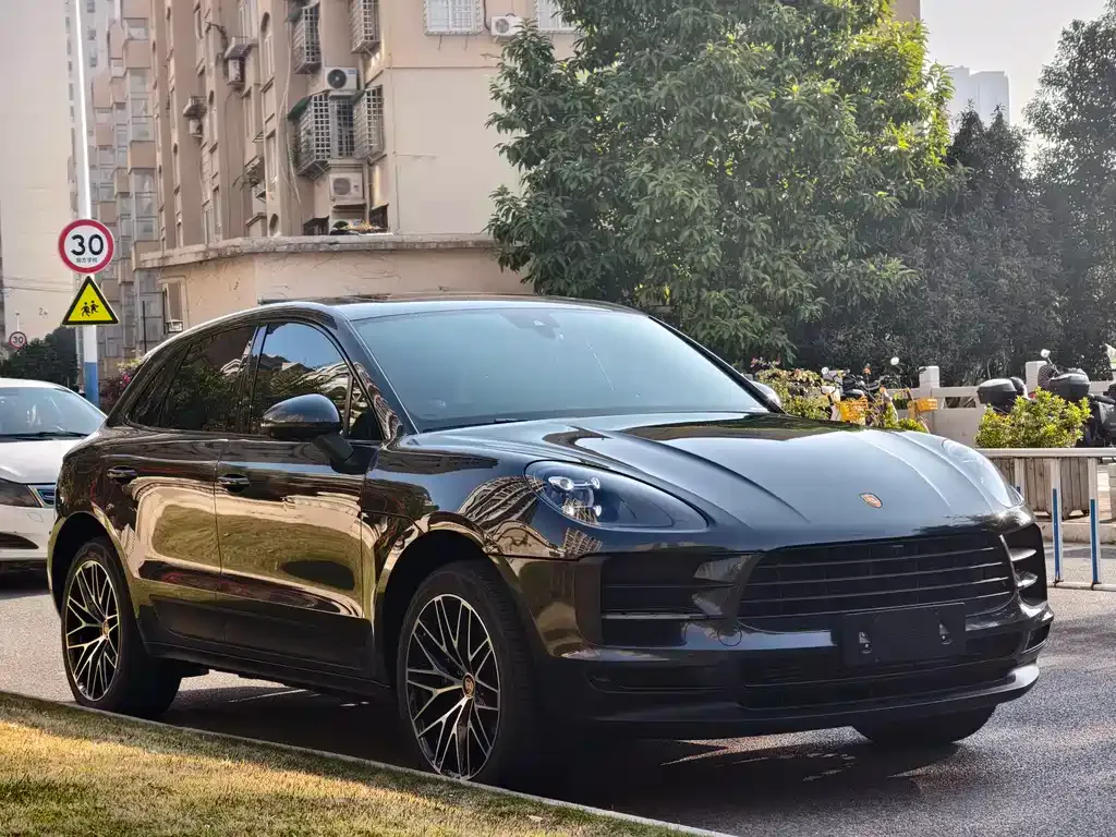 Porsche Macan — фото 6