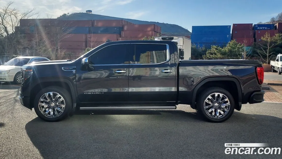 GMC Sierra — фото 4